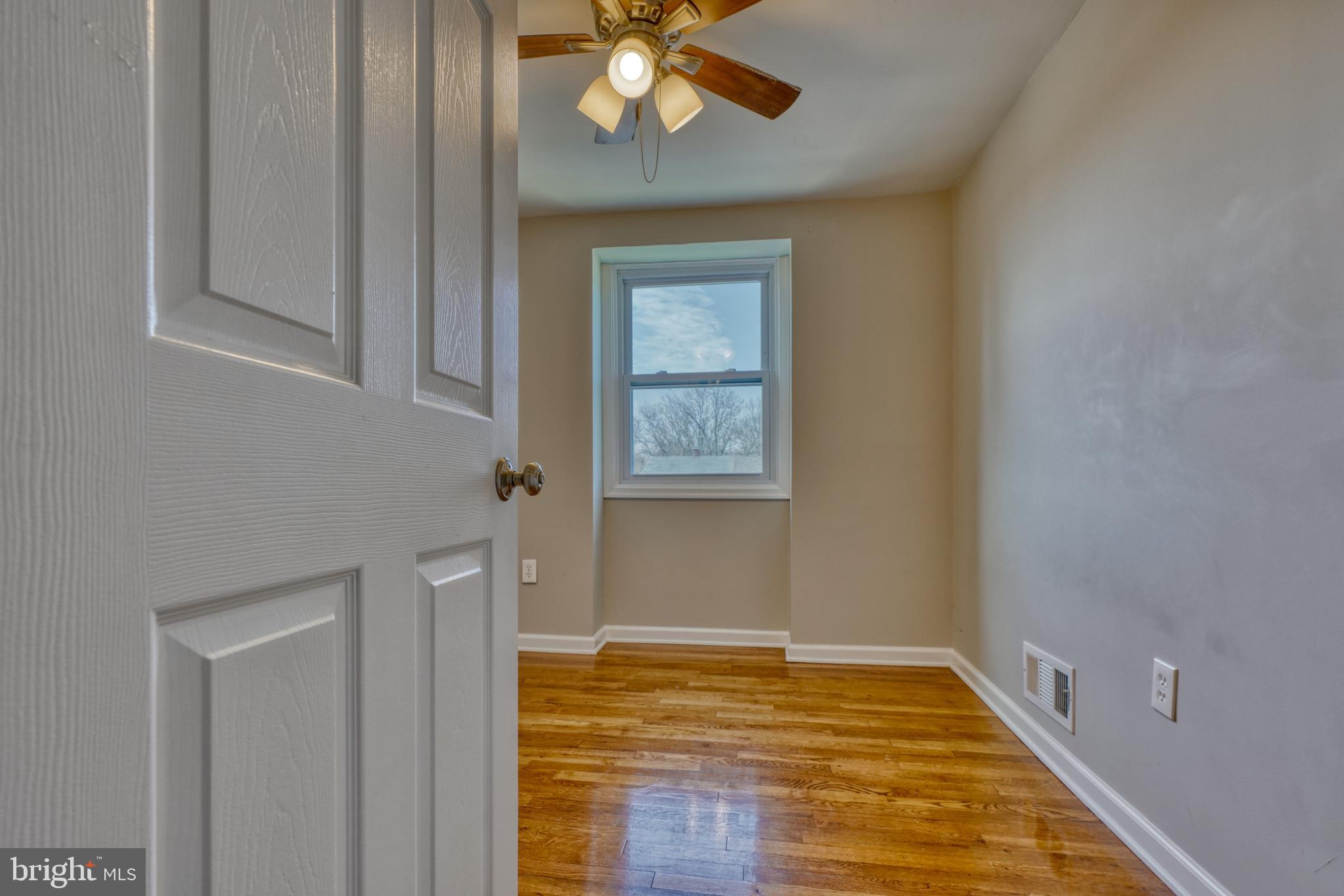 23 Bladen Road Essex, MD 21221 - Photo 26 of 37