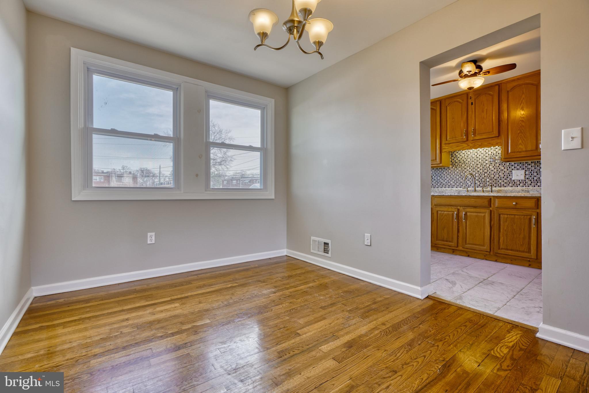 23 Bladen Road Essex, MD 21221 - Photo 7 of 37