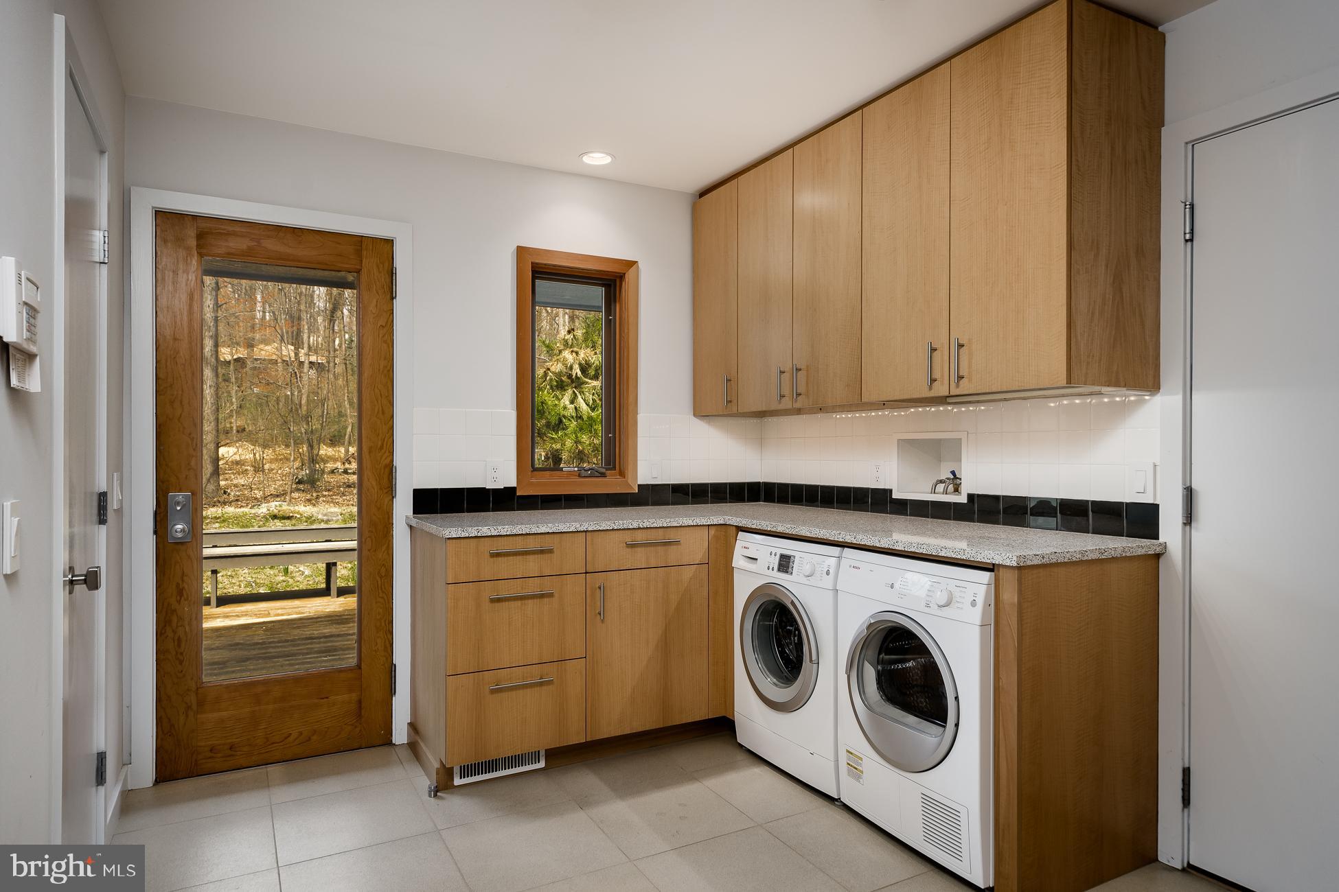 1827 Stuart Road West Princeton, NJ 08540 - Photo 25 of 33