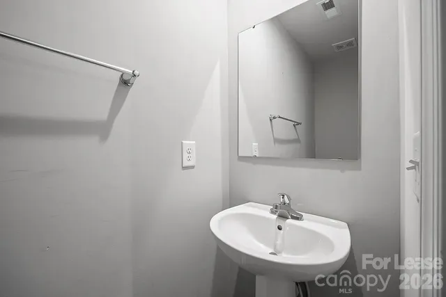 $2,045 | 8040 Mulberry Gln Lane, Charlotte, NC 28215