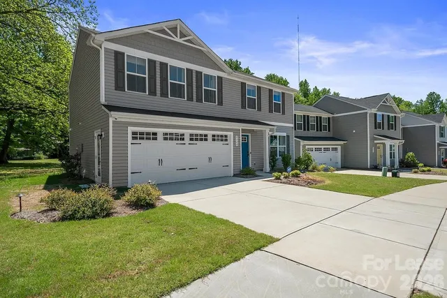 $2,045 | 8040 Mulberry Gln Lane, Charlotte, NC 28215