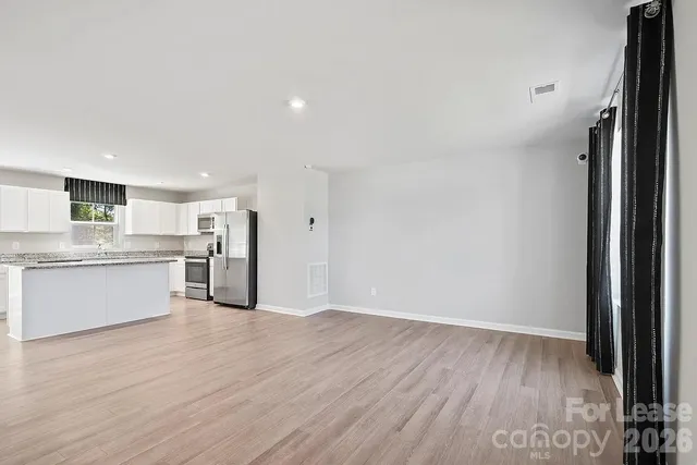 $2,045 | 8040 Mulberry Gln Lane, Charlotte, NC 28215