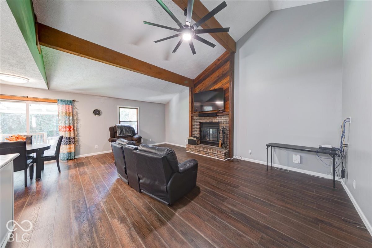 7950 Ridgegate W Drive Indianapolis, IN 46268 - Photo 3 of 24 Gallery Image 3