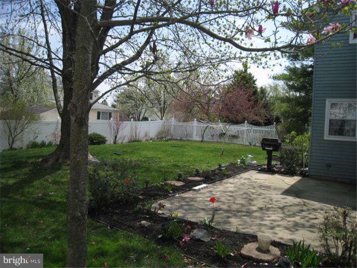 73 Freedom Road Sewell, NJ 08080 - Photo 9 of 13