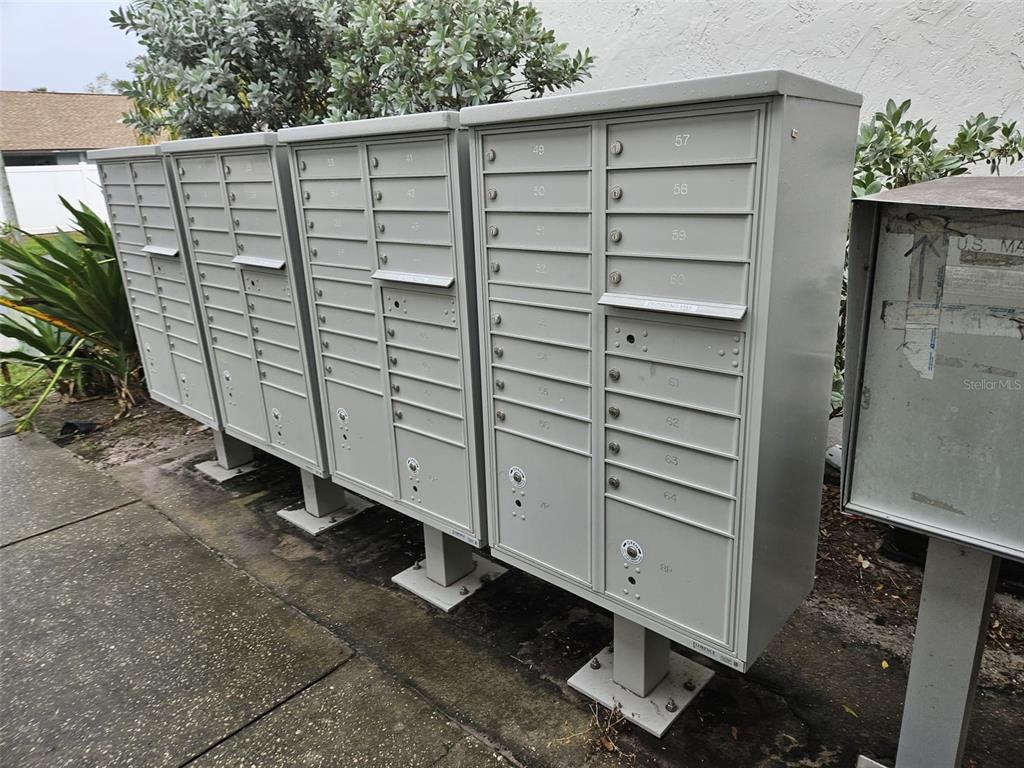3651 North Goldenrod Road, Unit B#104 Winter Park, FL 32792 - Photo 19 of 21 a view of walk in closet area