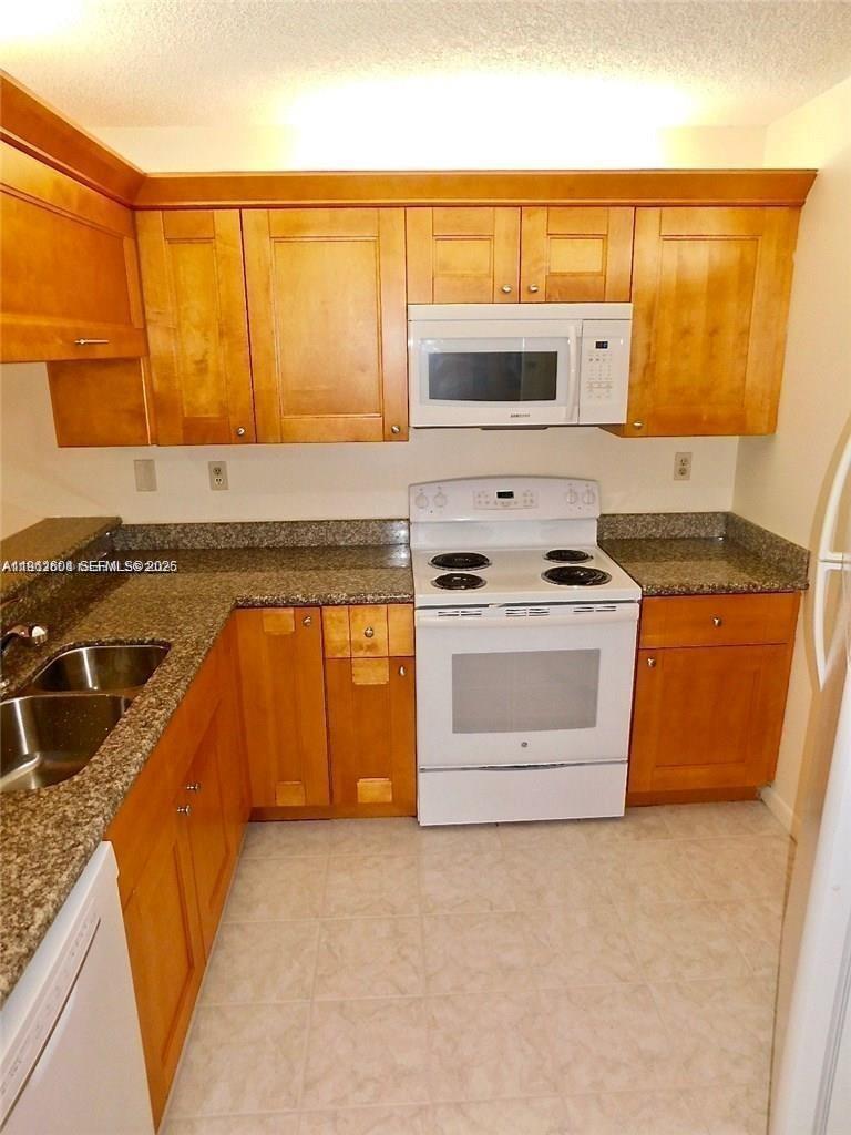 8329 Trent Court, Unit A Boca Raton, FL 33433 - Photo 11 of 18