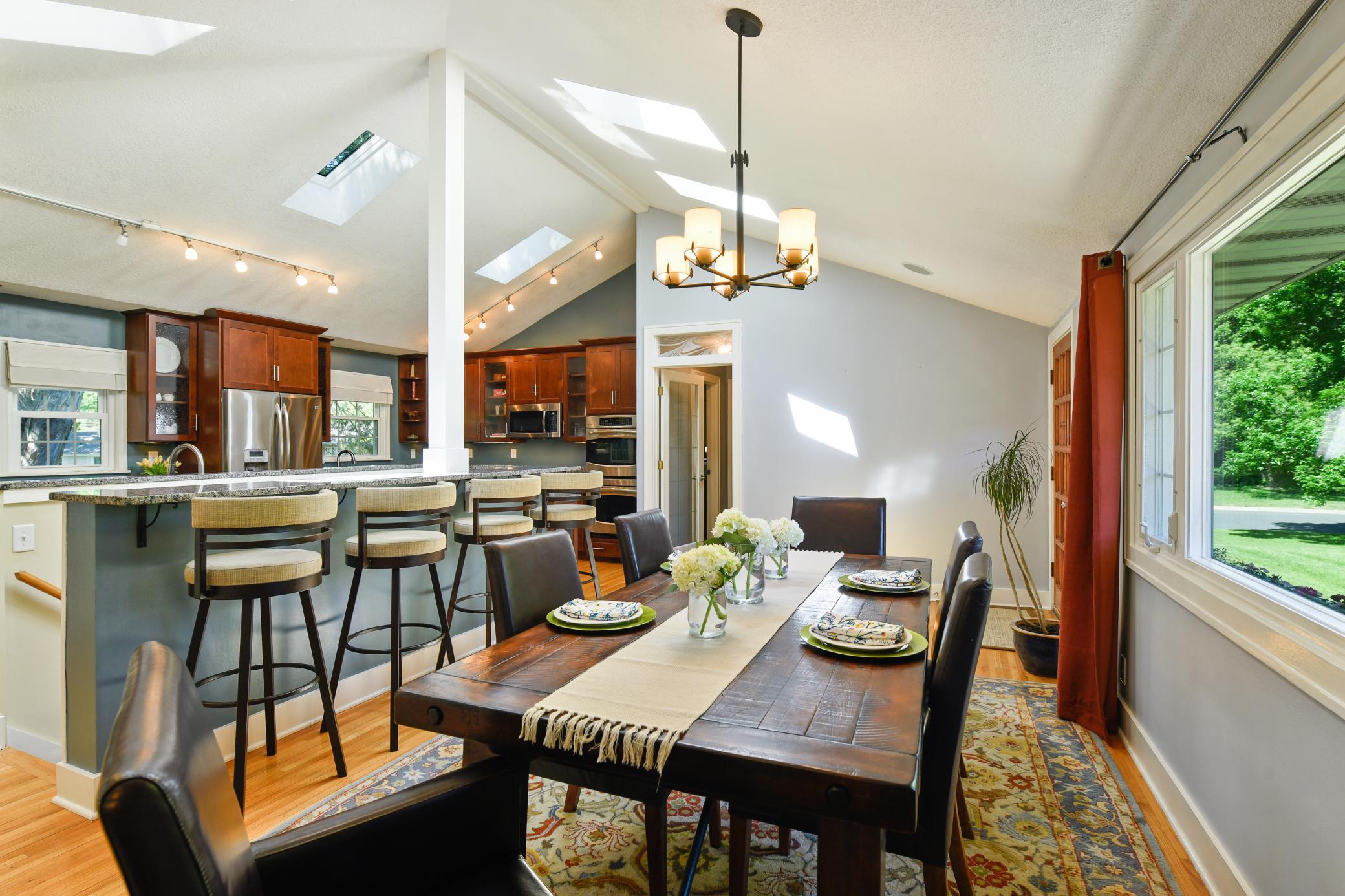 8600 Poplar Bridge Road Minneapolis, MN 55437 - Photo 6 of 38 Gallery Image 6