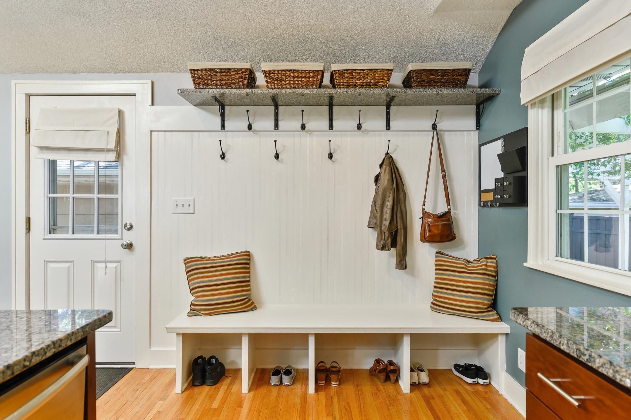 8600 Poplar Bridge Road Minneapolis, MN 55437 - Photo 8 of 38 Gallery Image 8