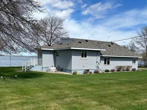 $700,000 | 16395 Southeast Amelia Road, Glenwood, MN 56334