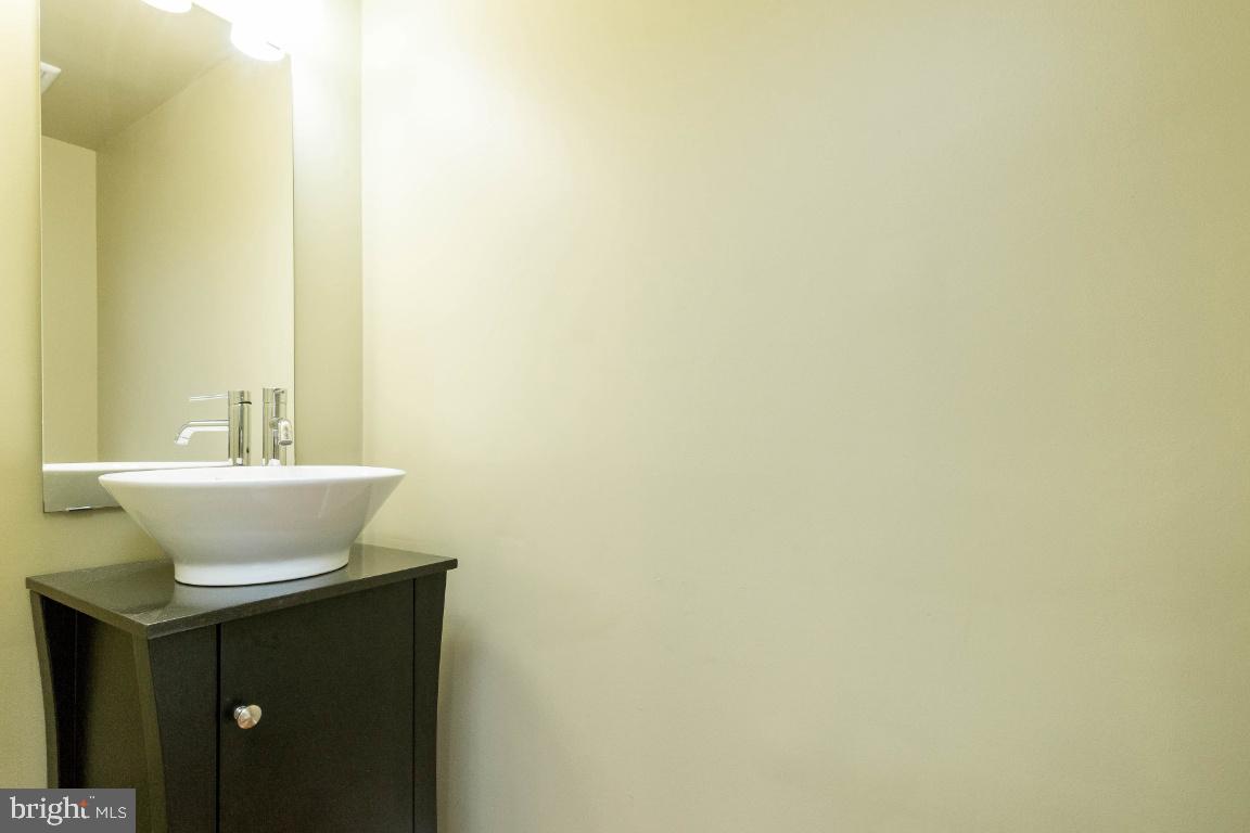 6523 Cypress Point Road Alexandria, VA 22312 - Photo 11 of 34 Half Bath on Main Level