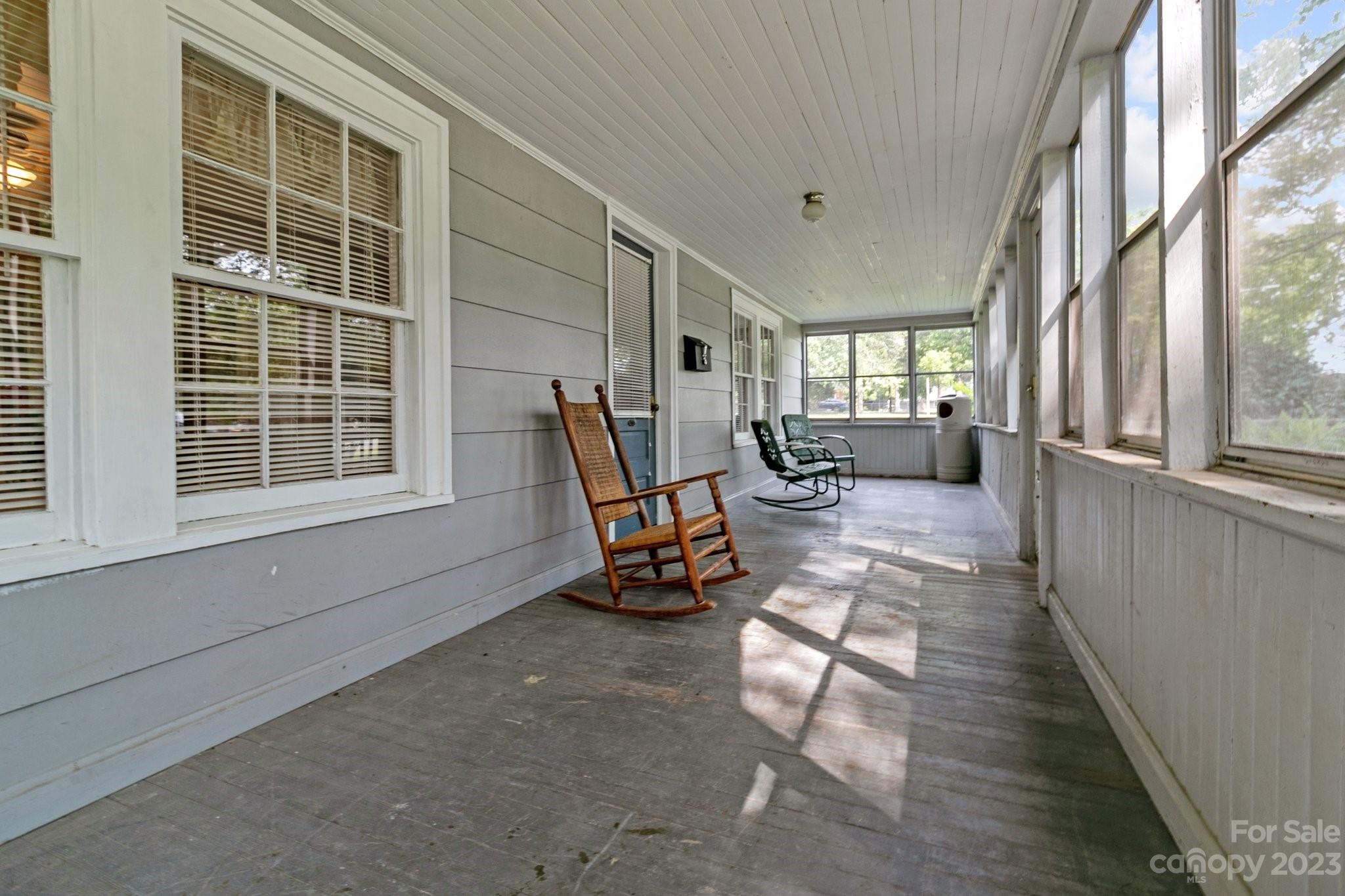 602 Aileen Avenue Biscoe, NC 27209 - Photo 17 of 27 a living room with furniture and a window
