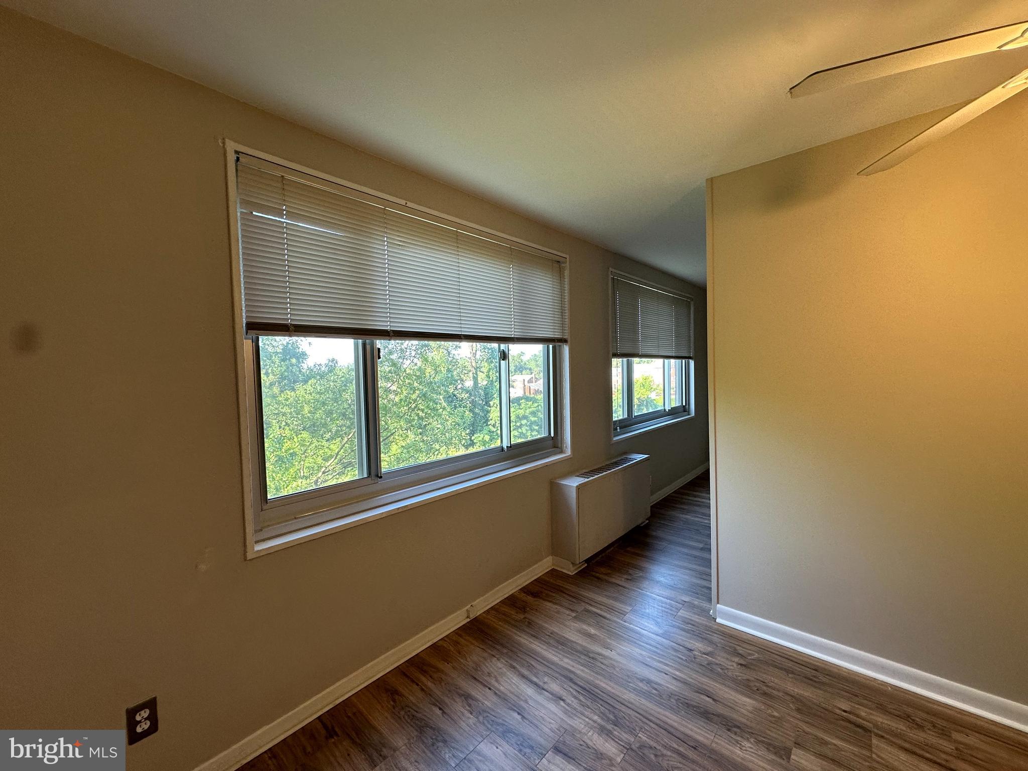 1900 Lyttonsville Road, Unit 610 Silver Spring, MD 20910 - Photo 4 of 22