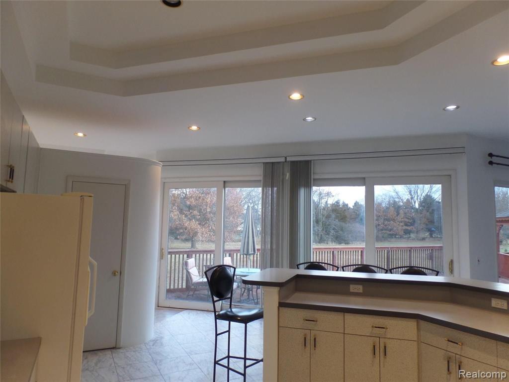 4501 Clarkston Road Clarkston, MI 48348 - Photo 10 of 34