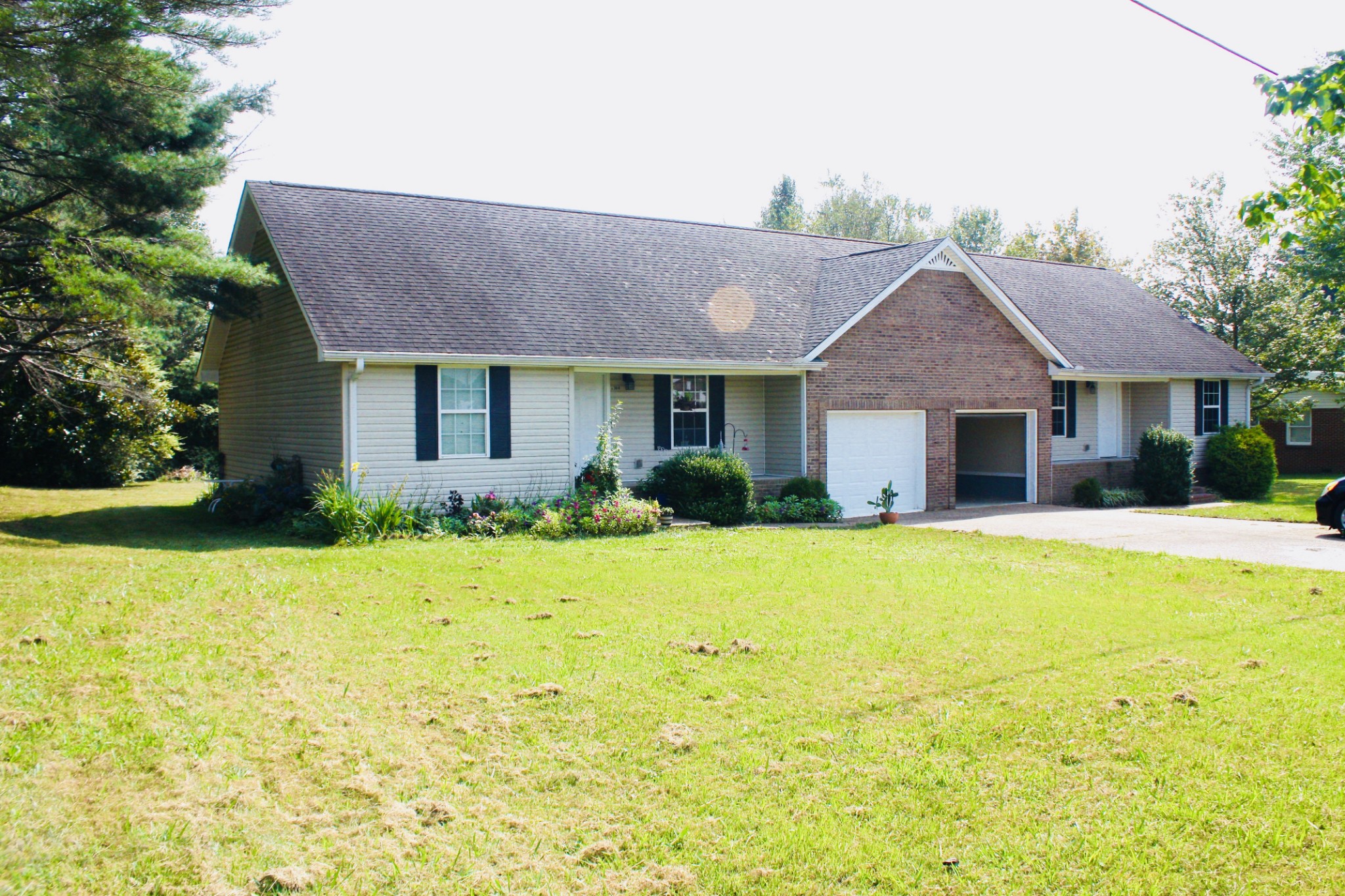 1362 Midway Road Smithville, TN 37166 - Photo 2 of 17 Gallery Image 2