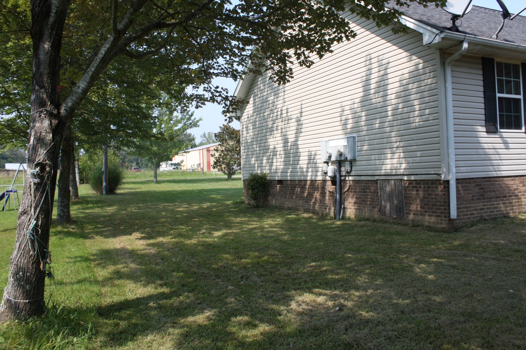 1362 Midway Road Smithville, TN 37166 - Photo 3 of 17 Gallery Image 3