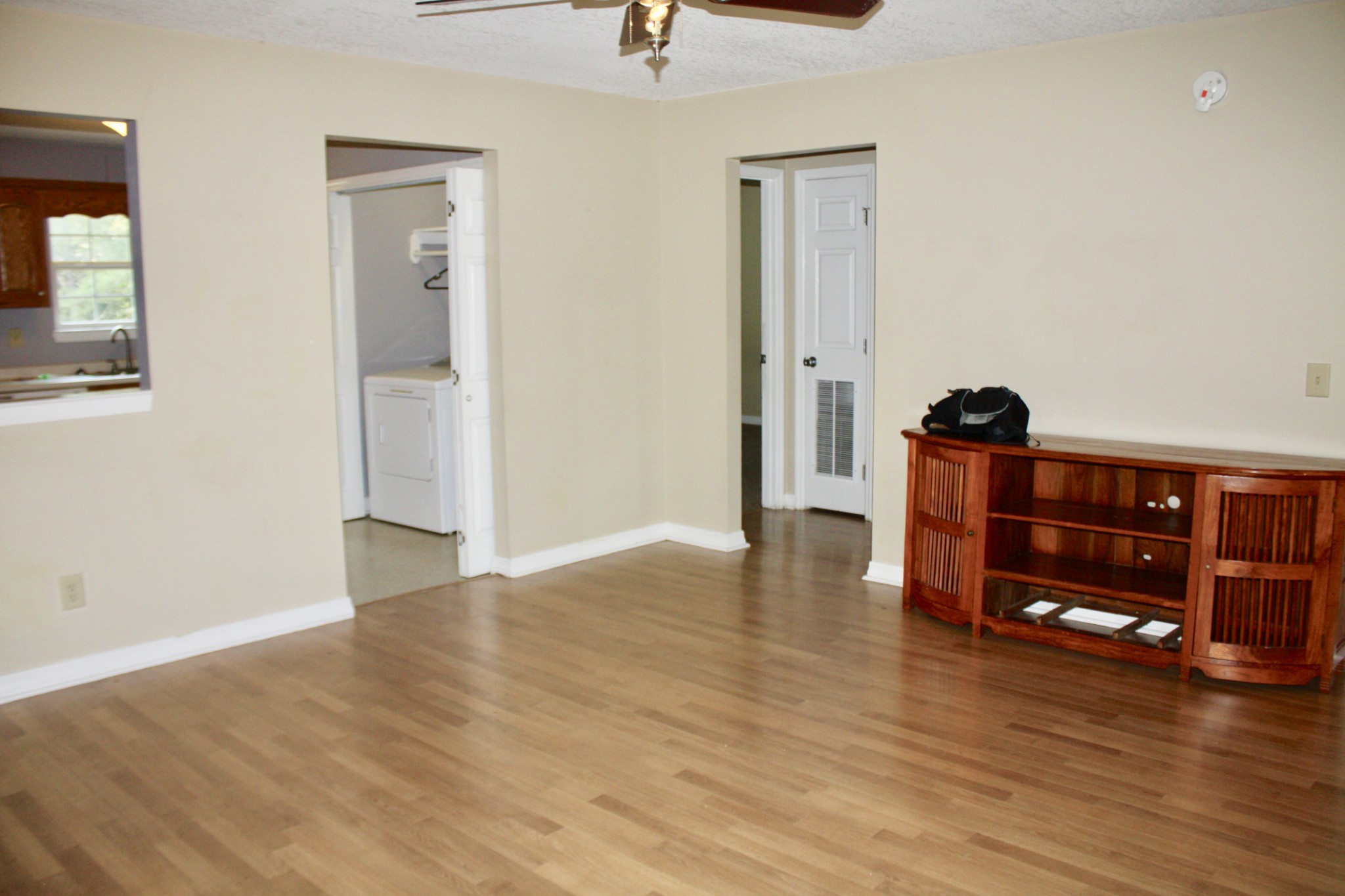 1362 Midway Road Smithville, TN 37166 - Photo 6 of 17 Gallery Image 6