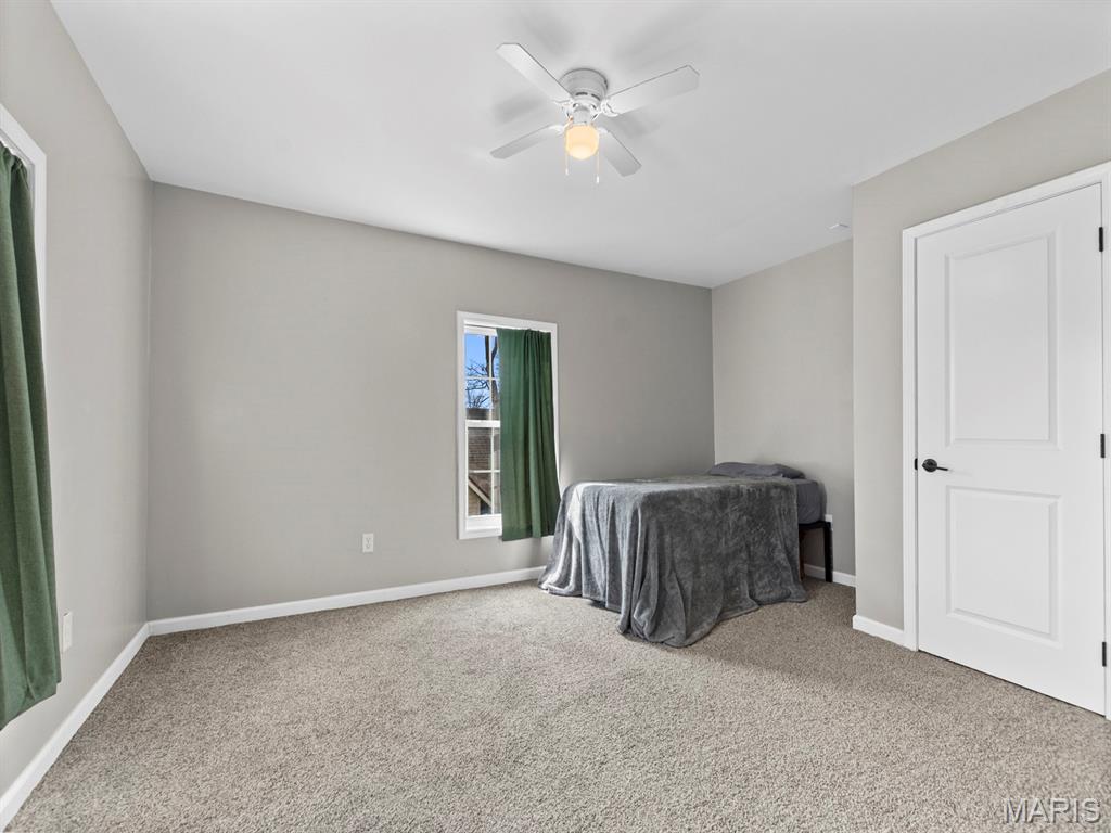 421 North Locust Street Greenville, IL 62246 - Photo 17 of 28