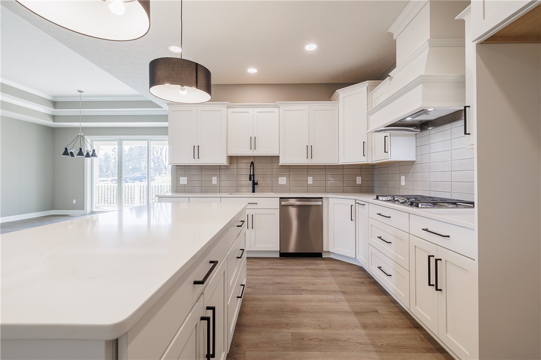 4 Eagle Hollow Penfield, NY 14526 - Photo 14 of 34