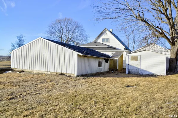 $39,900 | 625 West Washington Street, Blandinsville, IL 61420
