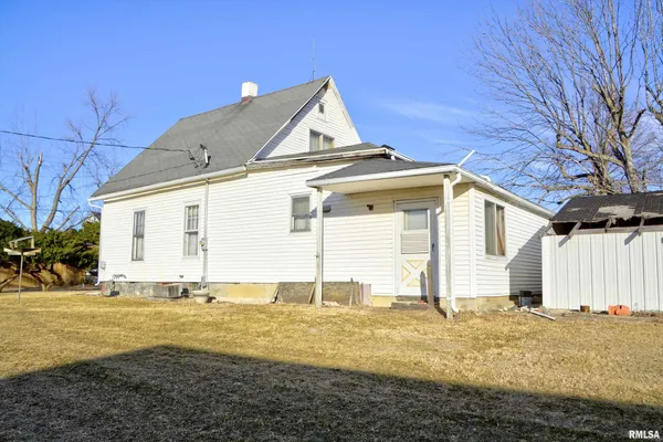 $39,900 | 625 West Washington Street, Blandinsville, IL 61420