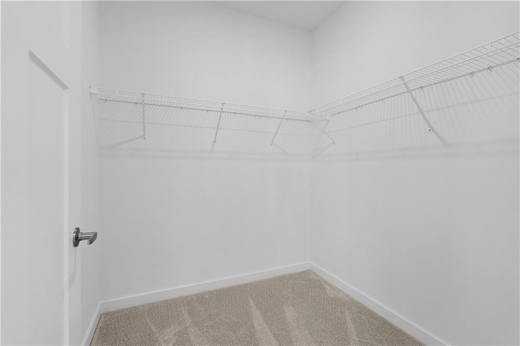 229 Lola Court McKees Rocks, PA 15136 - Photo 20 of 23 a view of a room