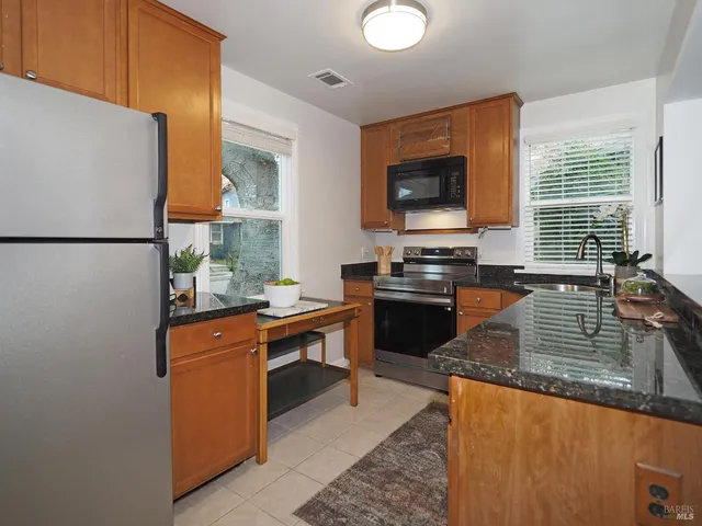 $530,000 | 32 Lovejoy Way, Novato, CA 94949