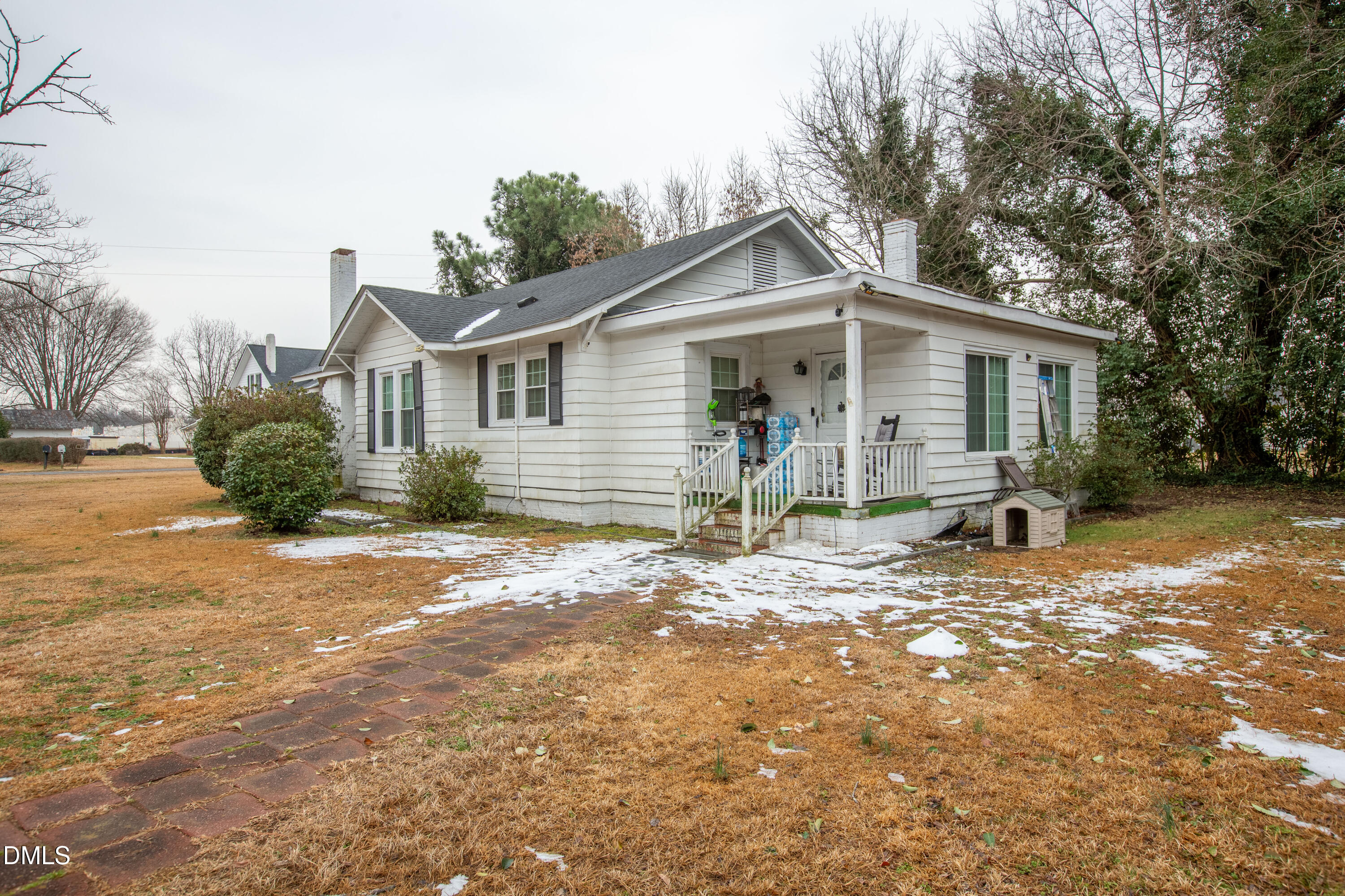 173 Jernigan Road Dunn, NC 28334 - Photo 5 of 42 a view of a house with a yard