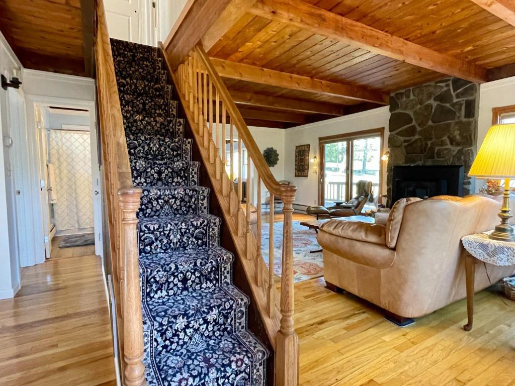381 Denver Run Road Roxbury, NY 12421 - Photo 10 of 39