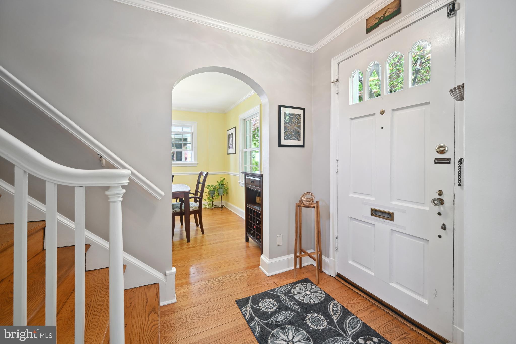 5306 Broad Branch Road Northwest Washington, DC 20015 - Photo 5 of 36 Foyer