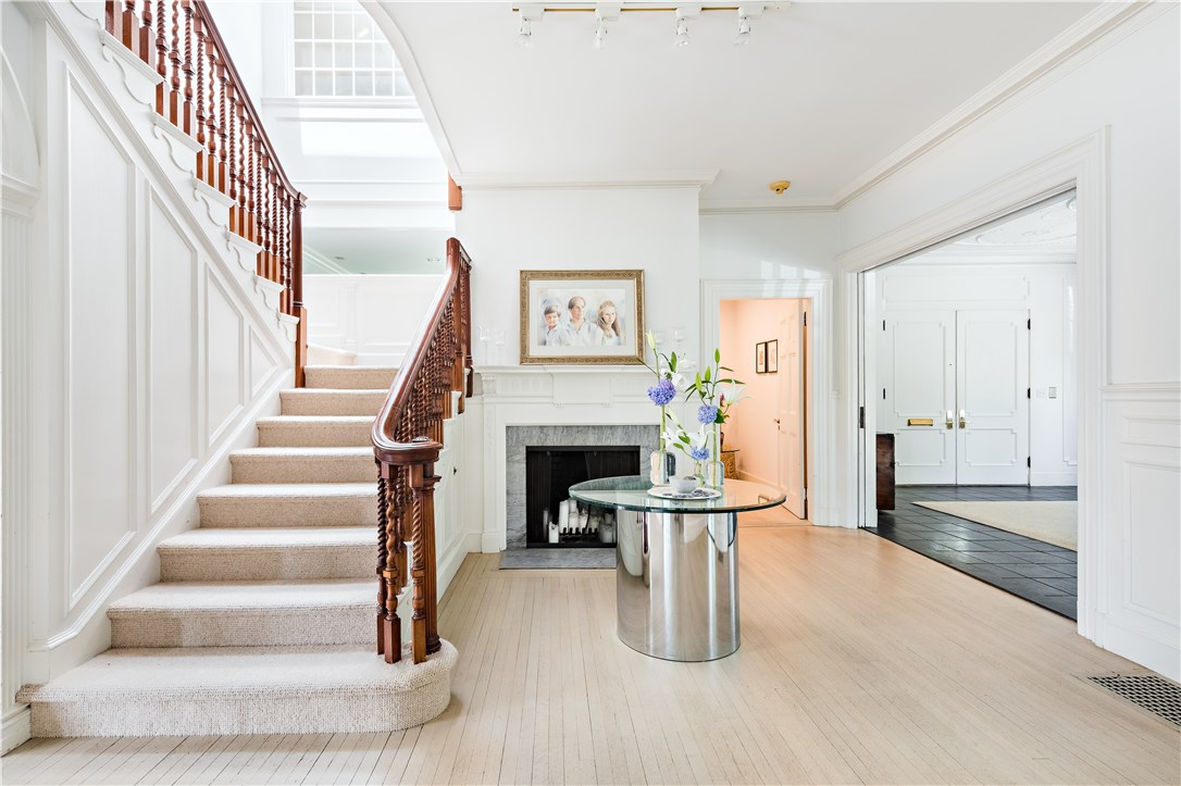 53 Rumstick Road Barrington, RI 02806 - Photo 6 of 37