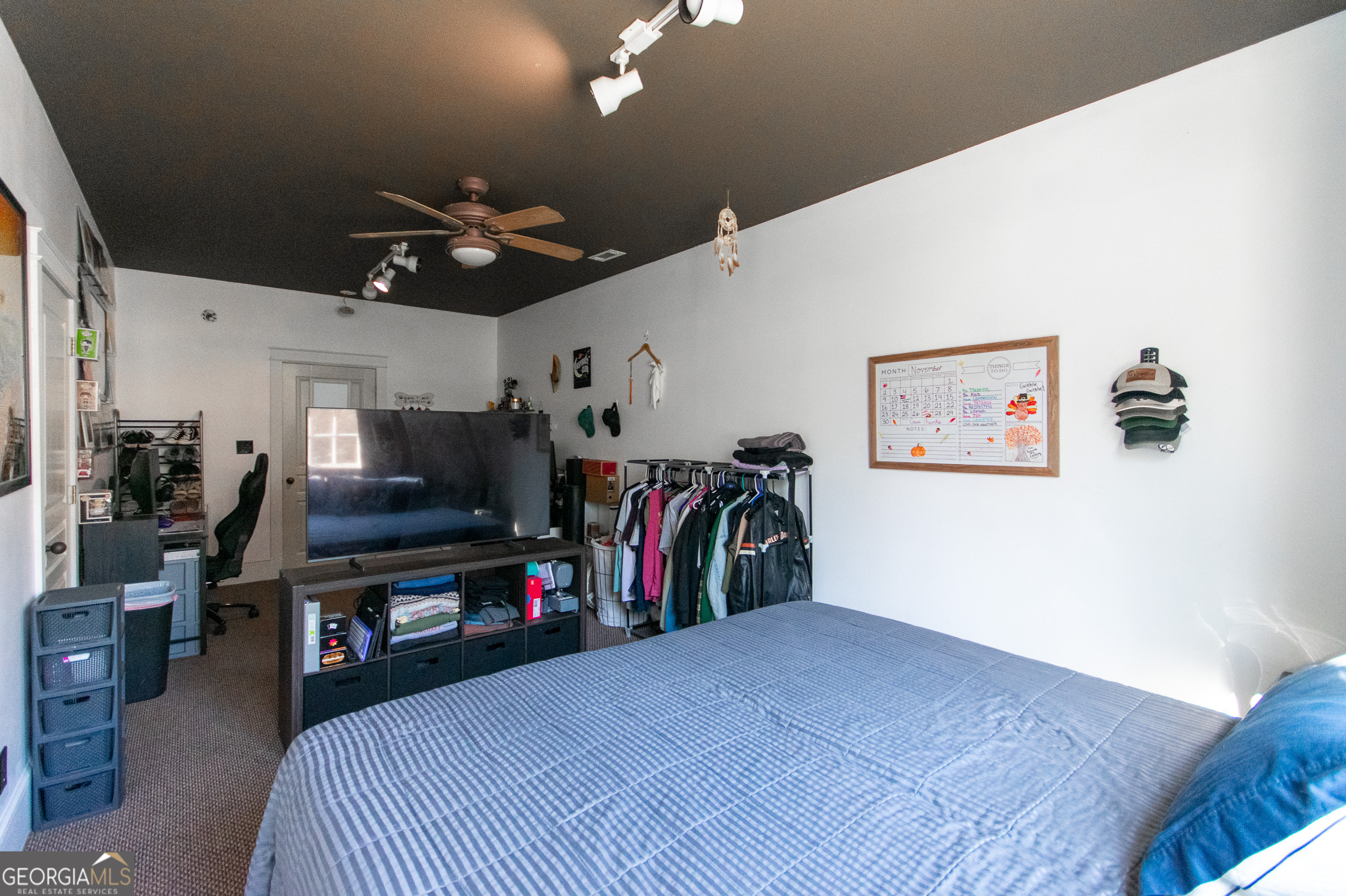190 Carl Williams Road Senoia, GA 30276 - Photo 43 of 93 a view of a livingroom with furniture