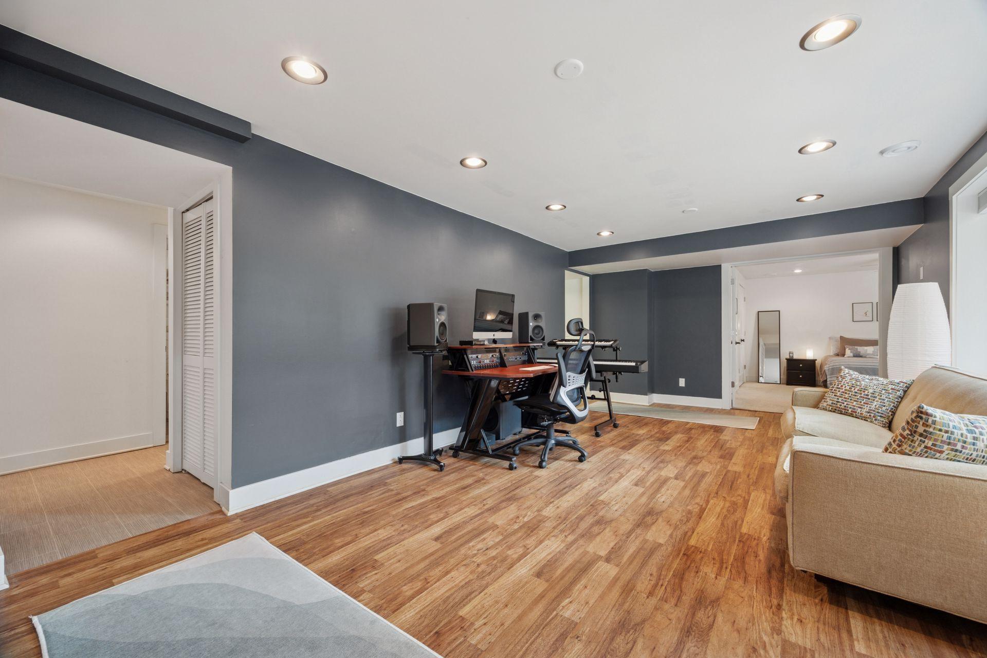 11408 Oberlin Road Minnetonka, MN 55305 - Photo 26 of 51 Gallery Image 26