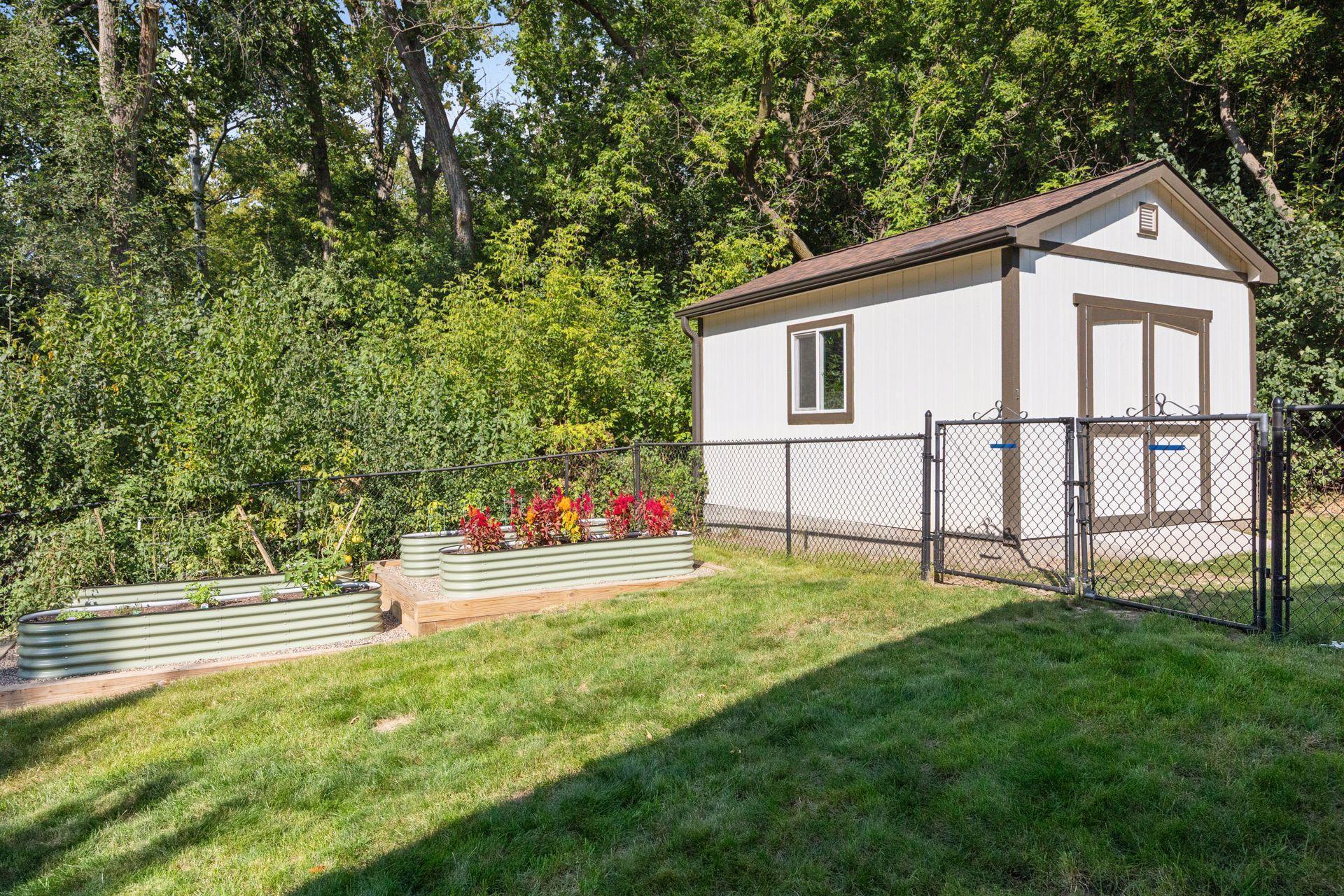 11408 Oberlin Road Minnetonka, MN 55305 - Photo 40 of 51 Gallery Image 40