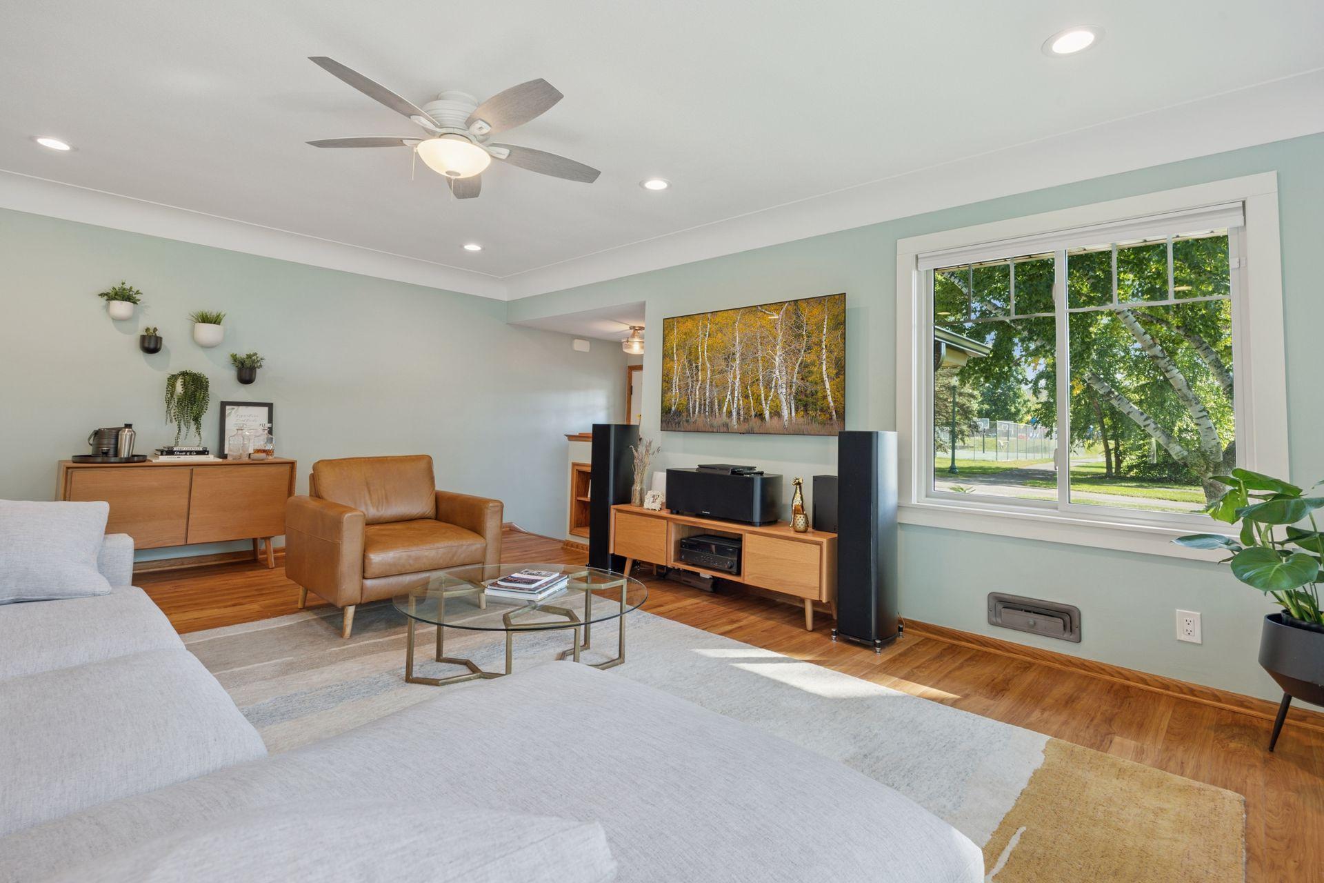 11408 Oberlin Road Minnetonka, MN 55305 - Photo 10 of 51 Gallery Image 10