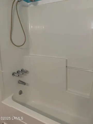 $1,950 | 1508 Sycamore Street, Beaufort, SC 29902