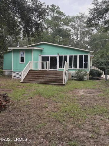 $1,950 | 1508 Sycamore Street, Beaufort, SC 29902