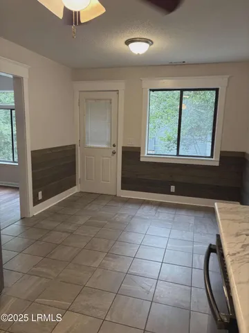 $1,950 | 1508 Sycamore Street, Beaufort, SC 29902