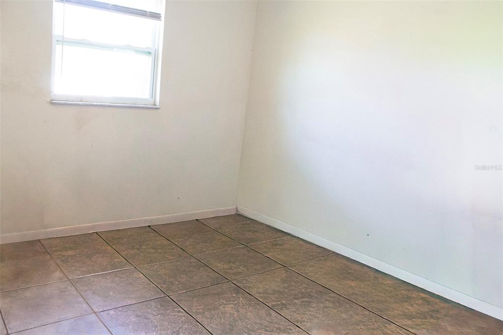 1610 2nd Street Southeast Ruskin, FL 33570 - Photo 11 of 18