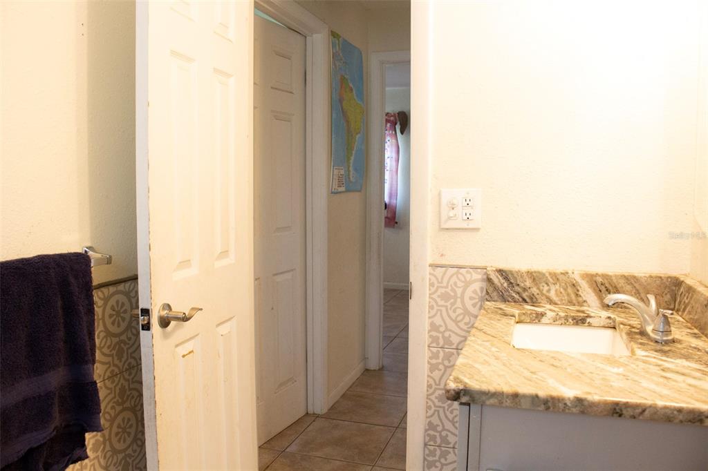 1610 2nd Street Southeast Ruskin, FL 33570 - Photo 14 of 18