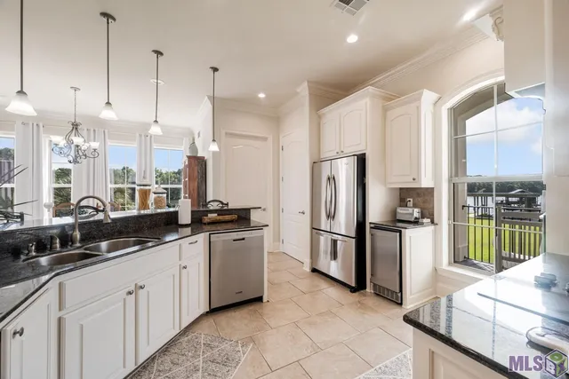 $1,375,000 | 33075 Rivergate Circle, Springfield, LA 70462