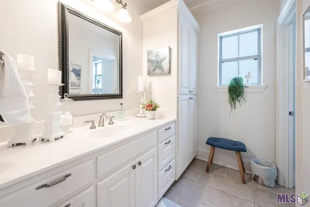 $1,375,000 | 33075 Rivergate Circle, Springfield, LA 70462