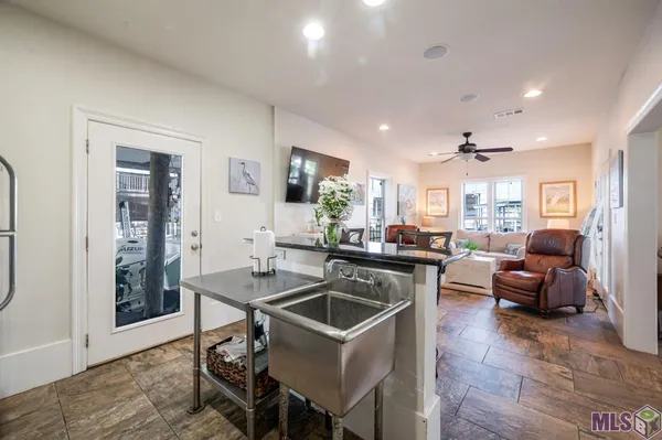 $1,250,000 | 33075 Rivergate Circle, Springfield, LA 70462