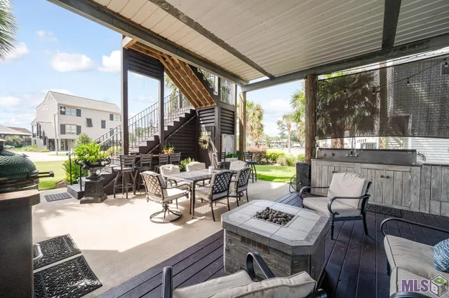 $1,375,000 | 33075 Rivergate Circle, Springfield, LA 70462