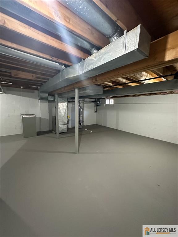 3407 Hana Road Edison, NJ 08817 - Photo 12 of 37 a view of an empty room
