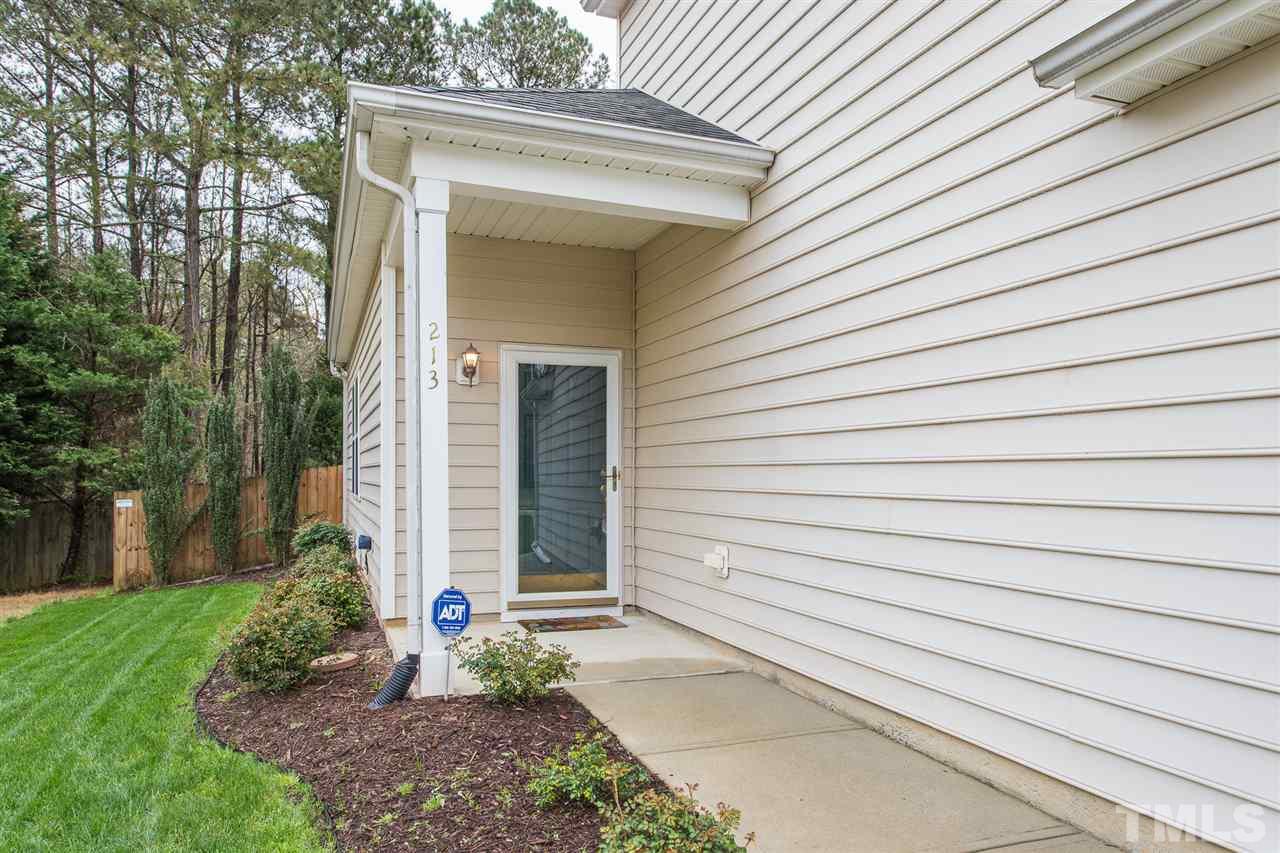 213 Inkster Cove Raleigh, NC 27603 - Photo 4 of 29