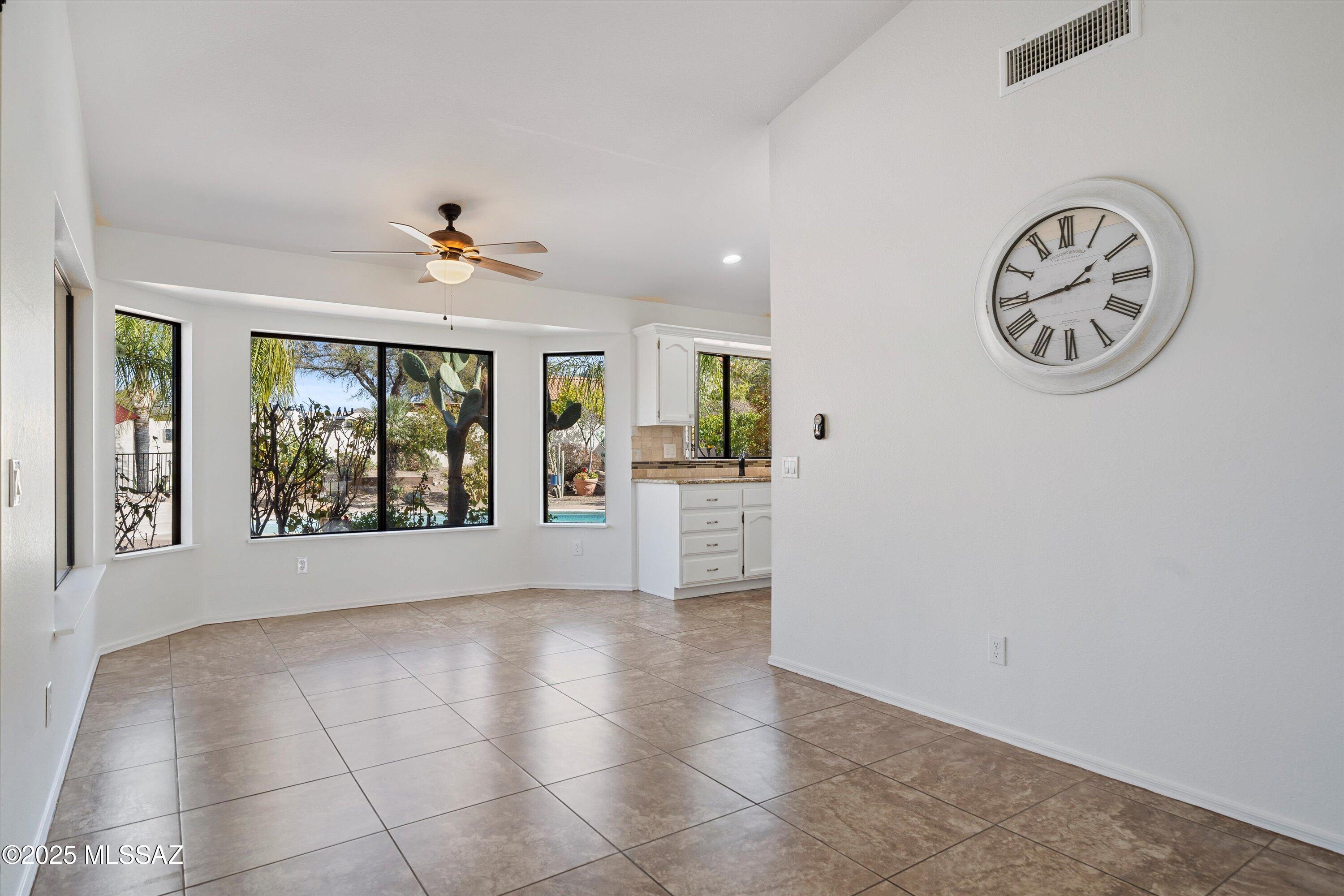 36955 South Highland Ridge Court Tucson, AZ 85739 - Photo 13 of 49