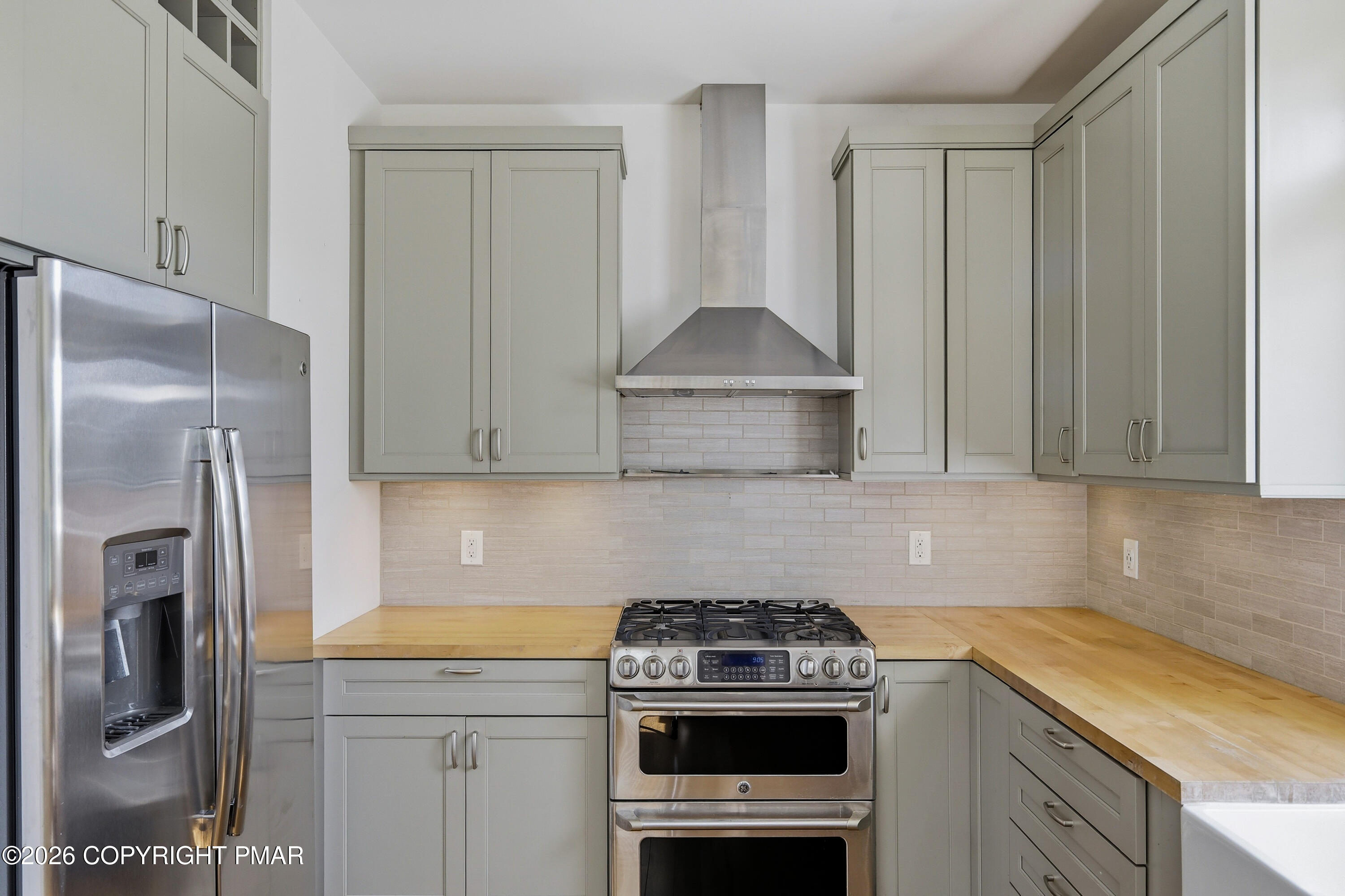 2432 Rimrock Drive Stroudsburg, PA 18360 - Photo 51 of 102 49-Photo-48
