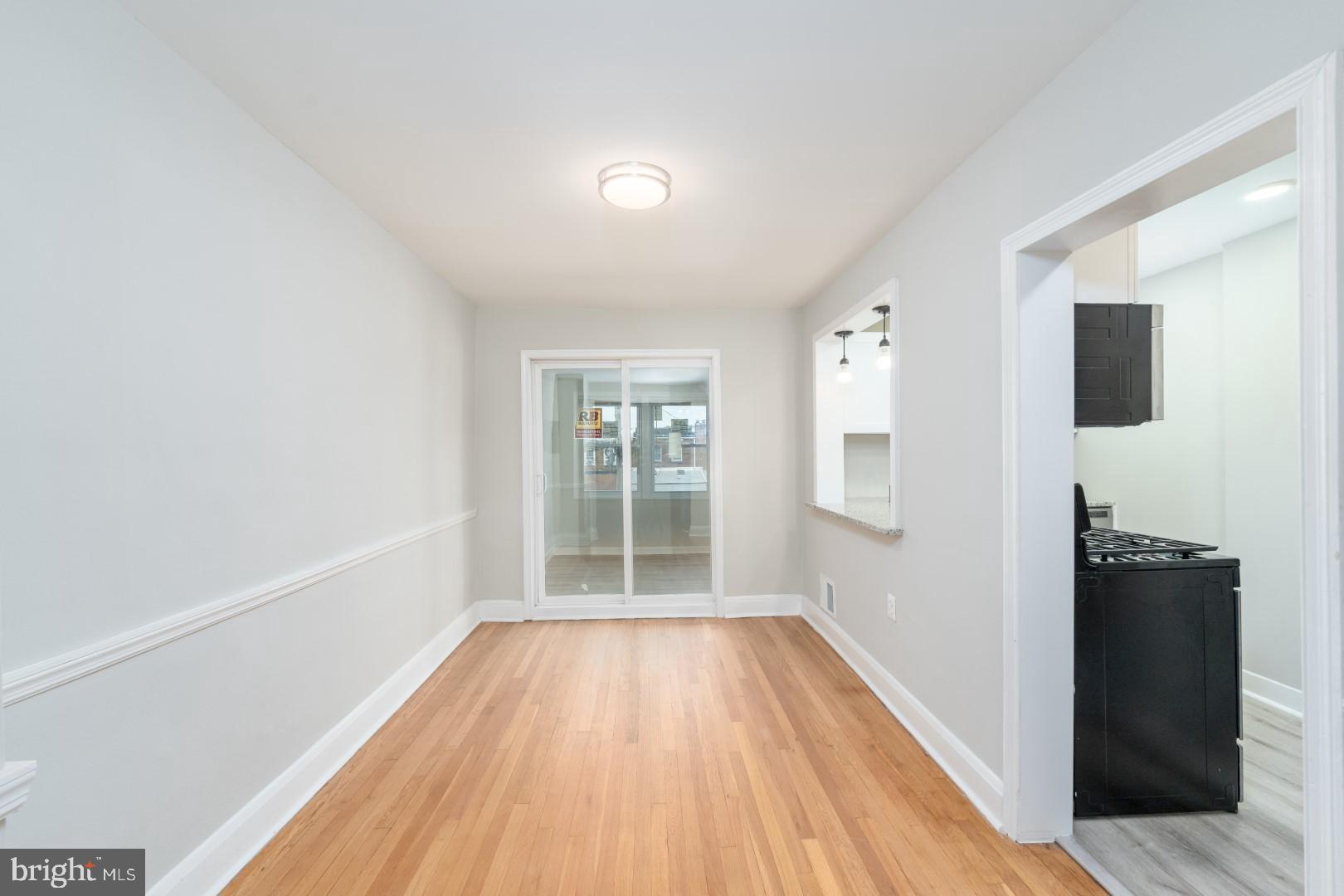 202 West Edgevale Road Brooklyn, MD 21225 - Photo 5 of 32