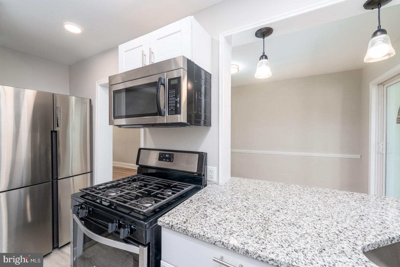 202 West Edgevale Road Brooklyn, MD 21225 - Photo 8 of 32