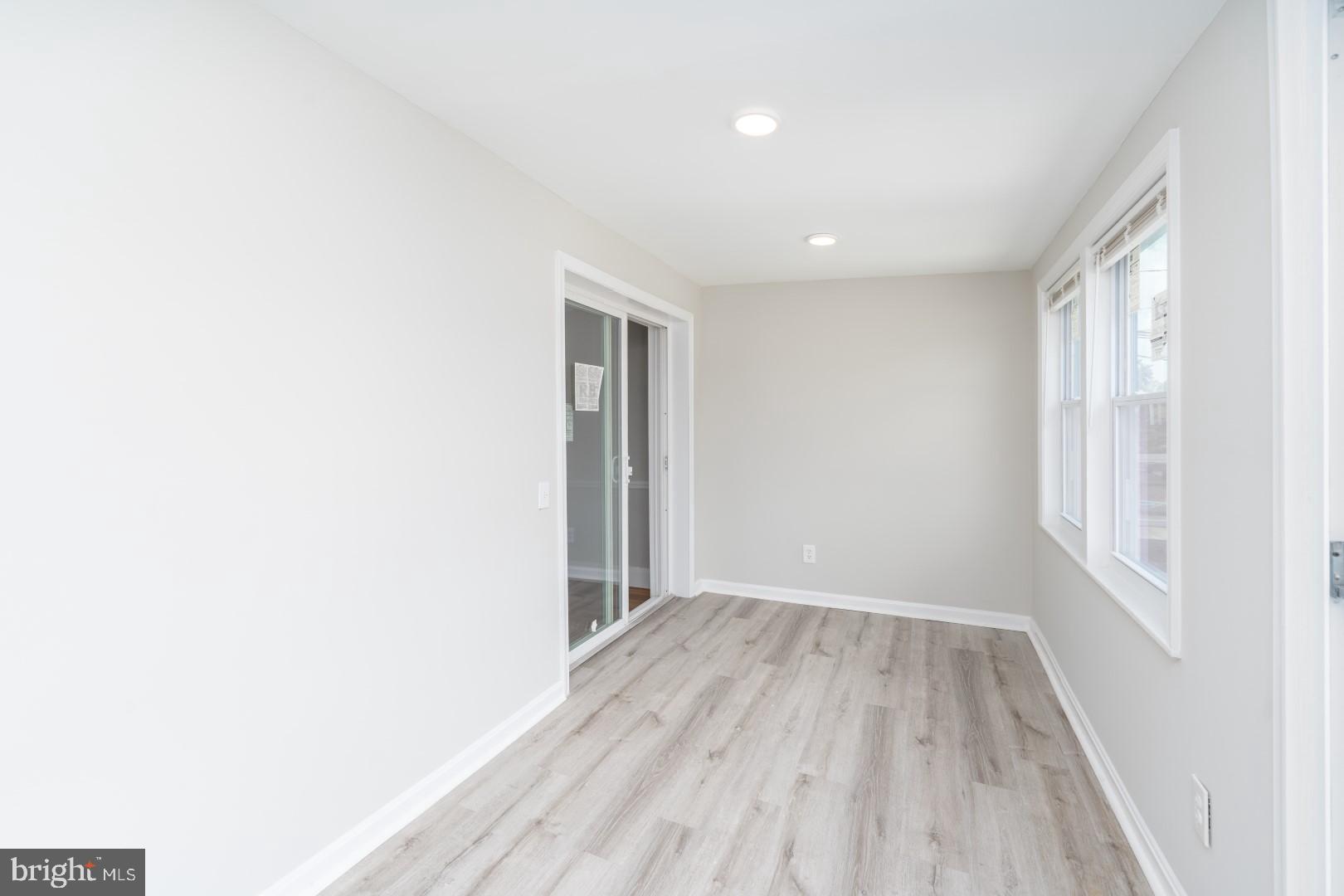 202 West Edgevale Road Brooklyn, MD 21225 - Photo 10 of 32